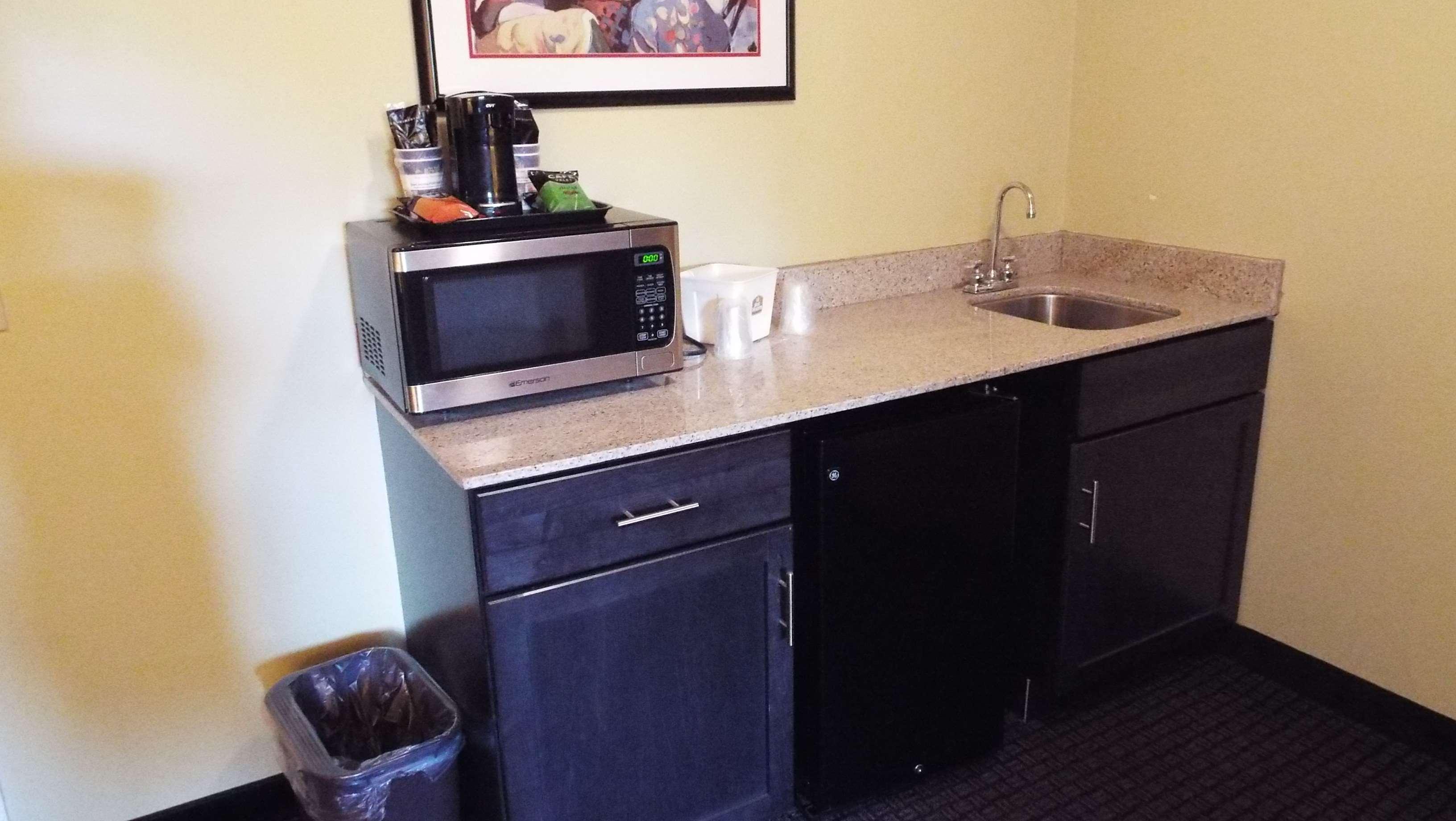 Best Western Lakewinds Ludington Εξωτερικό φωτογραφία