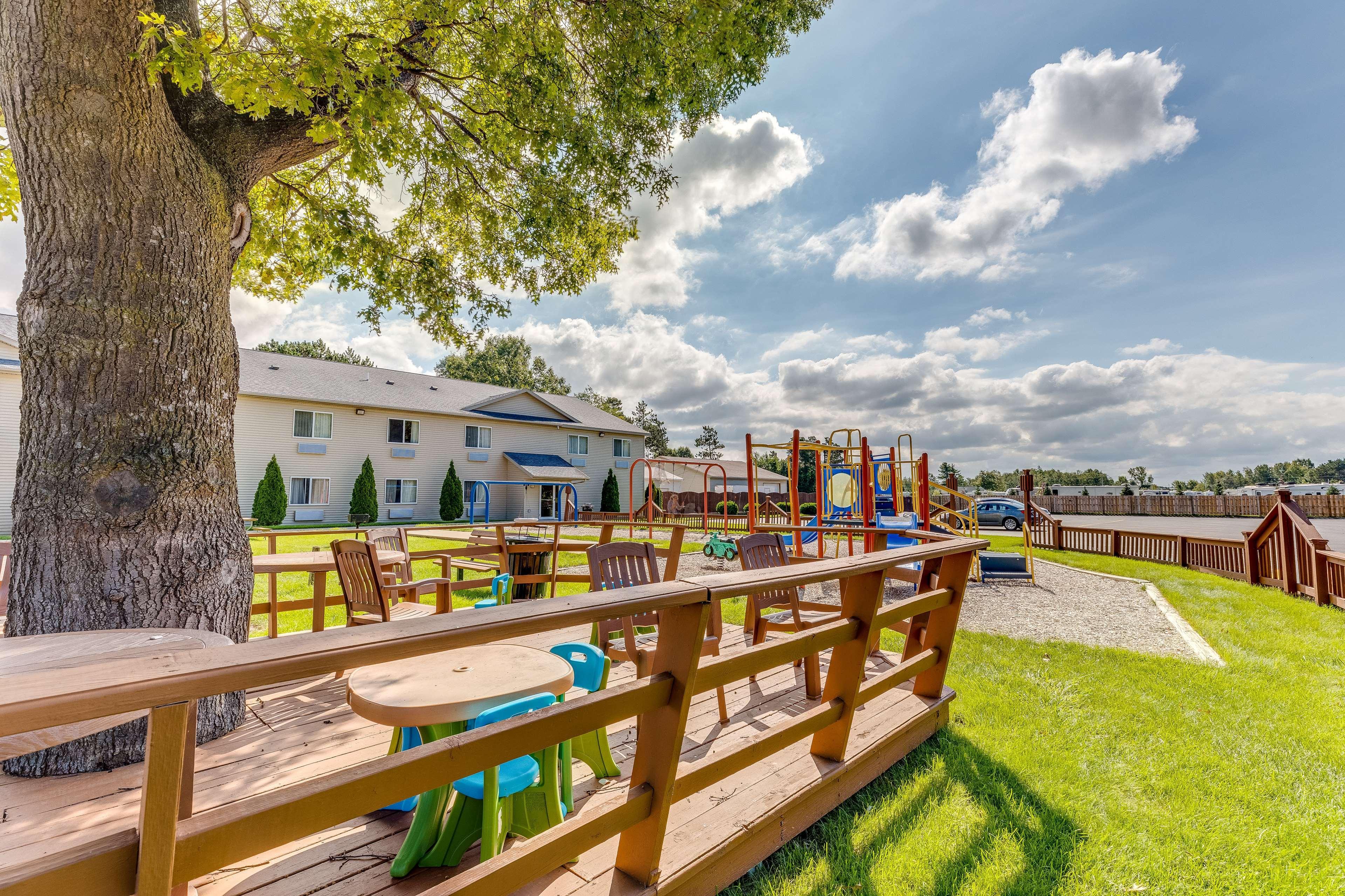 Best Western Lakewinds Ludington Εξωτερικό φωτογραφία