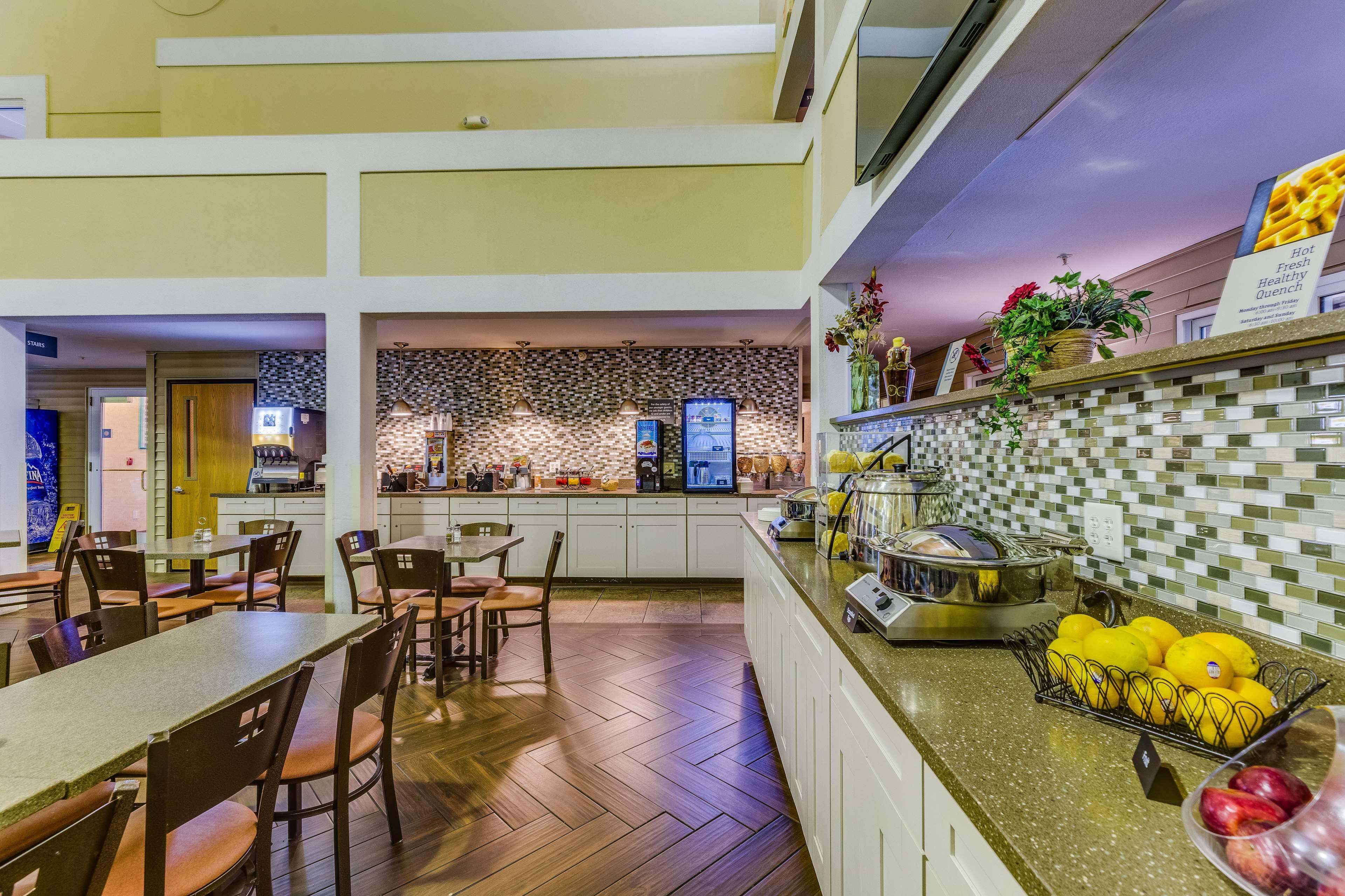Best Western Lakewinds Ludington Εξωτερικό φωτογραφία