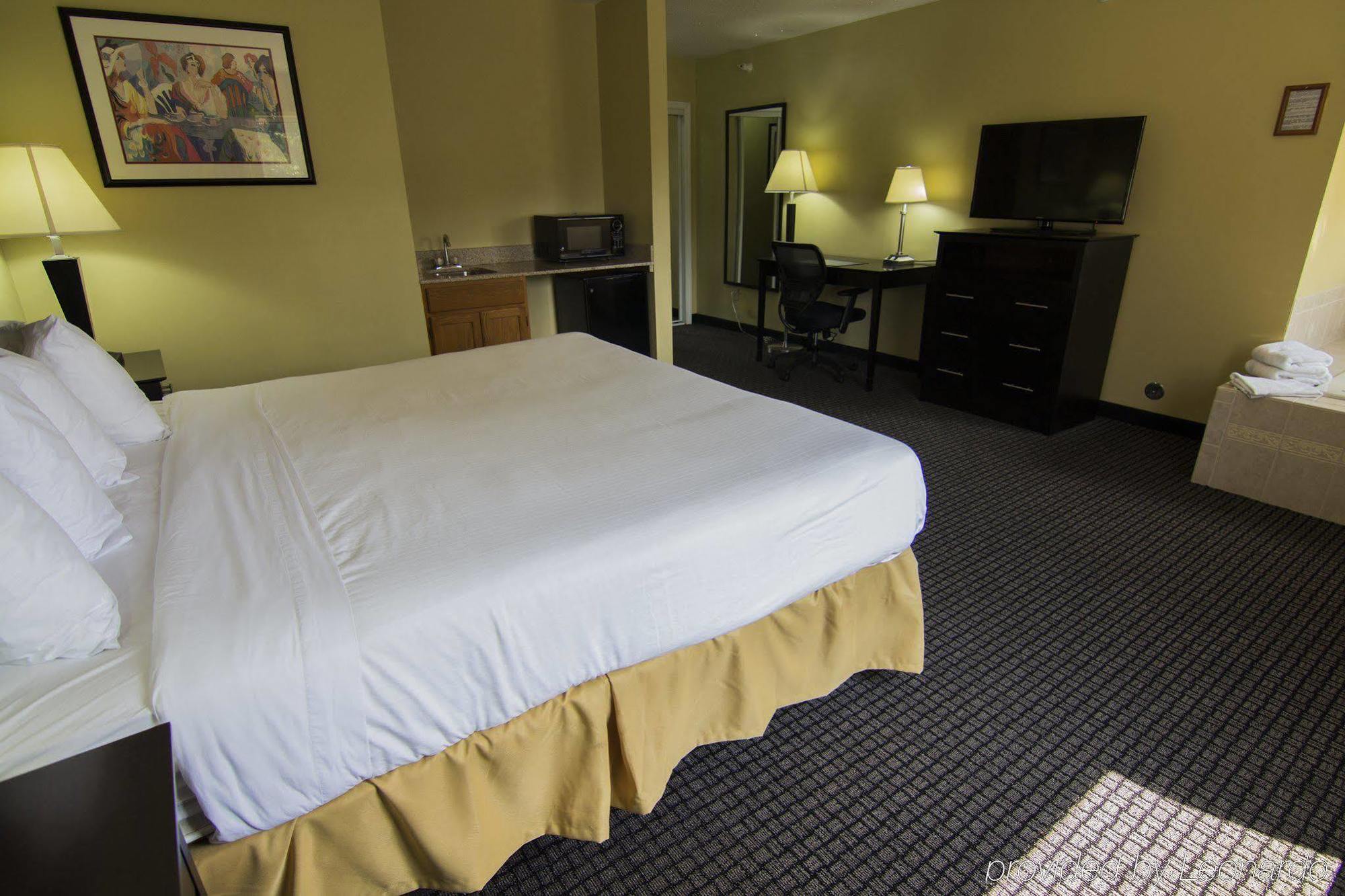Best Western Lakewinds Ludington Εξωτερικό φωτογραφία